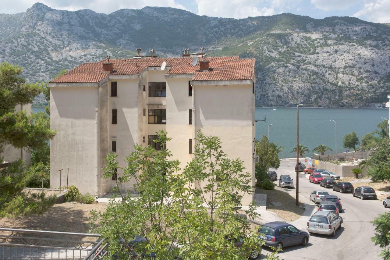 Apartment Medusa Risan Ngoại thất bức ảnh