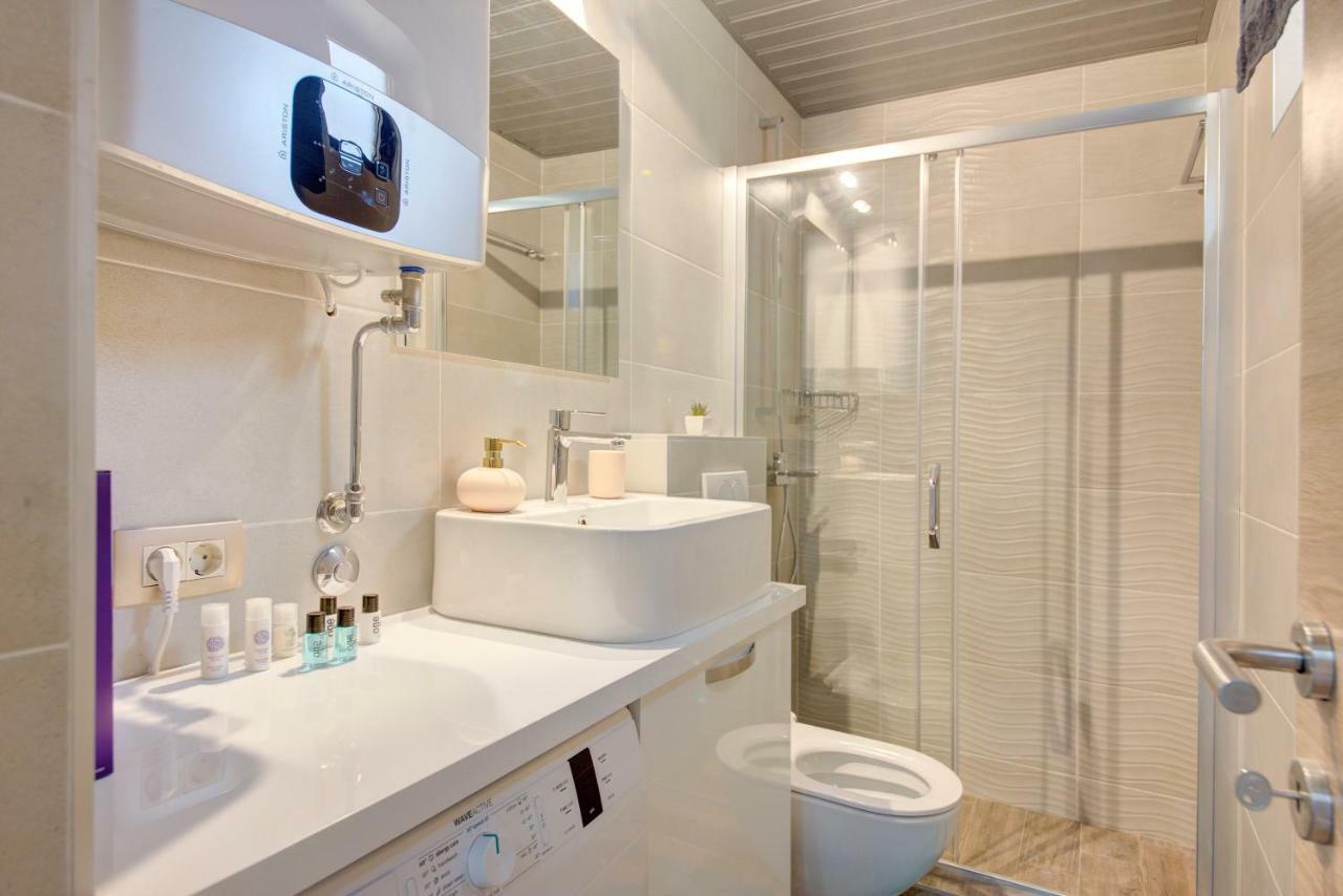 Apartment Medusa Risan Ngoại thất bức ảnh
